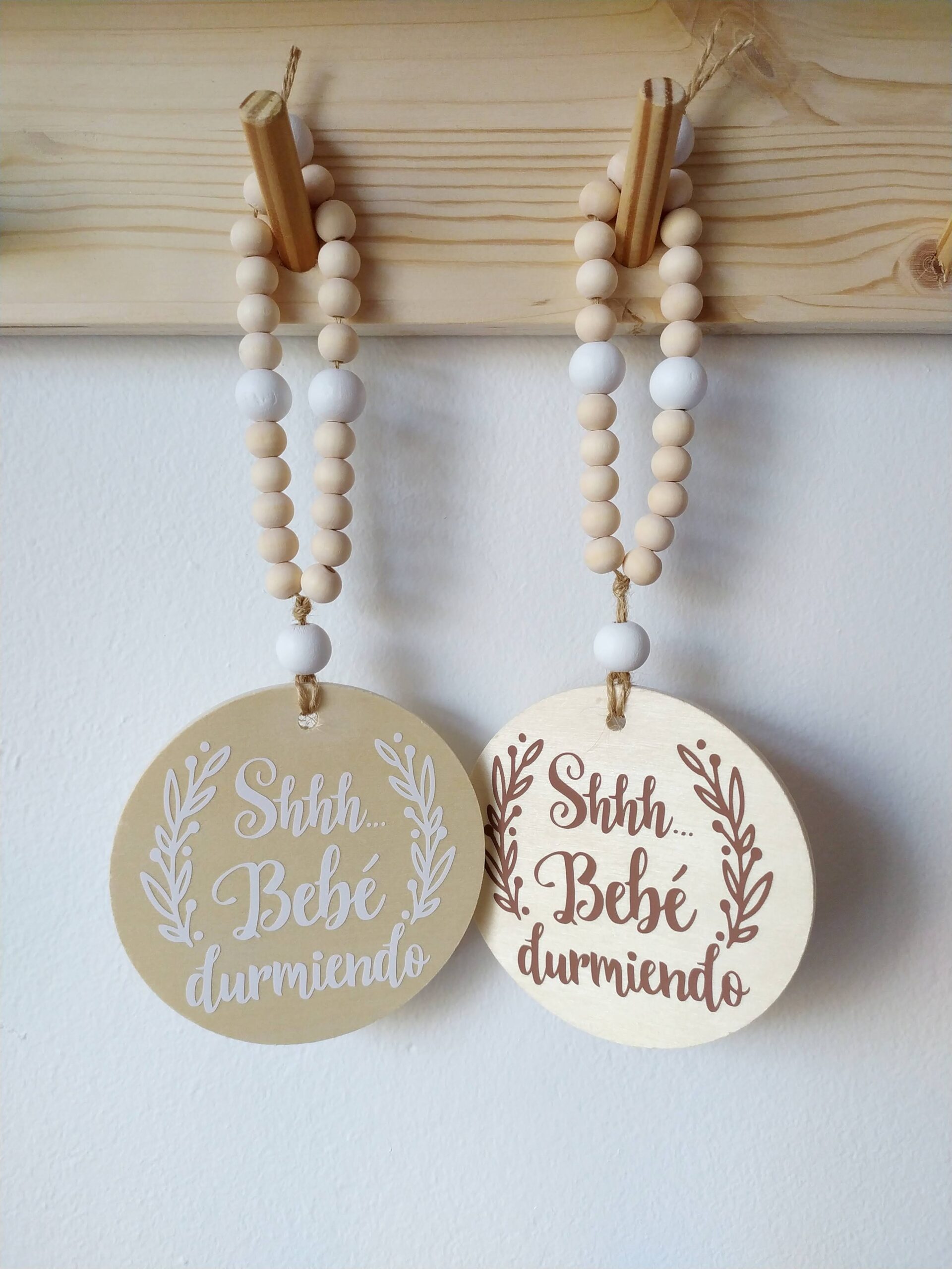 • Medalla Bebé durmiendo • - Imagen 2