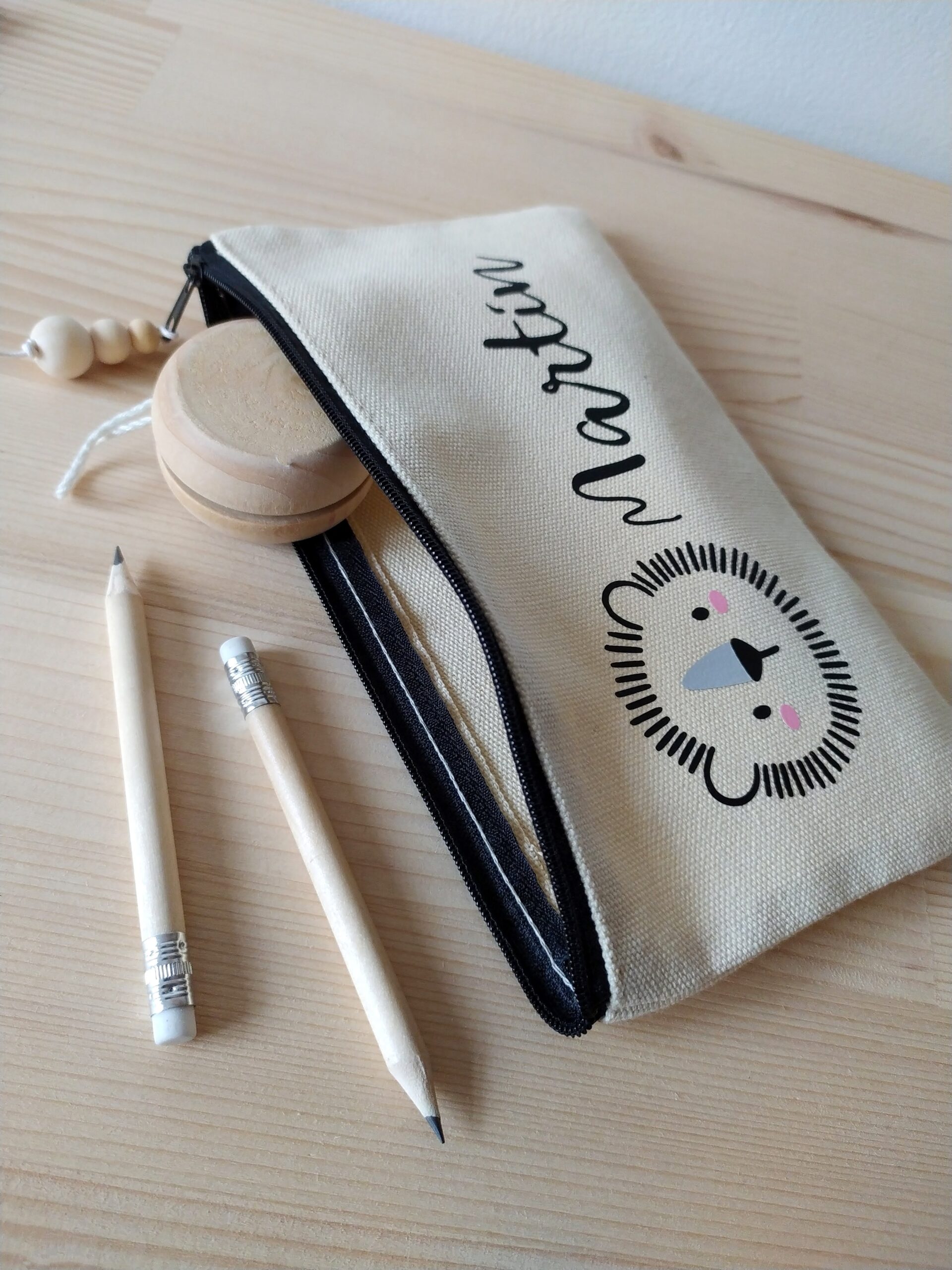 • Estuche infantil de animales personalizado • - Imagen 3