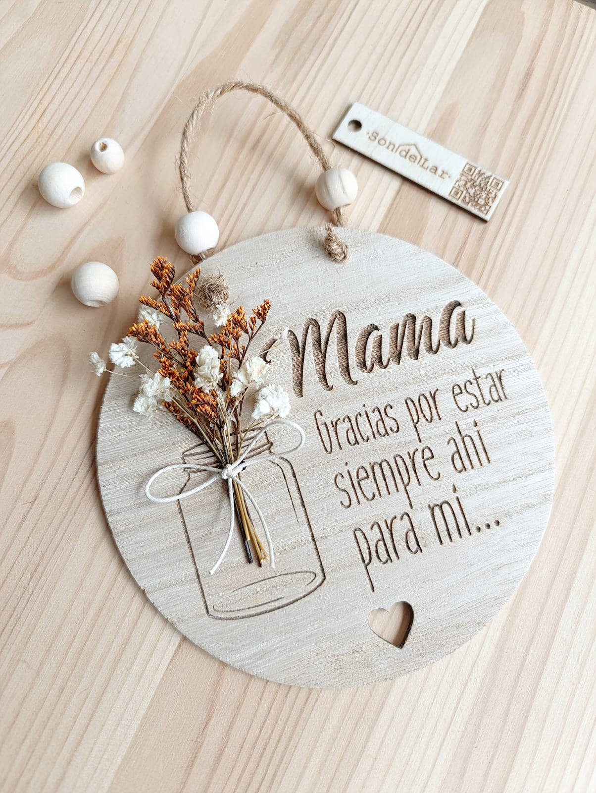 <strong>• Cartel Decorativo “Mamá” •</strong>