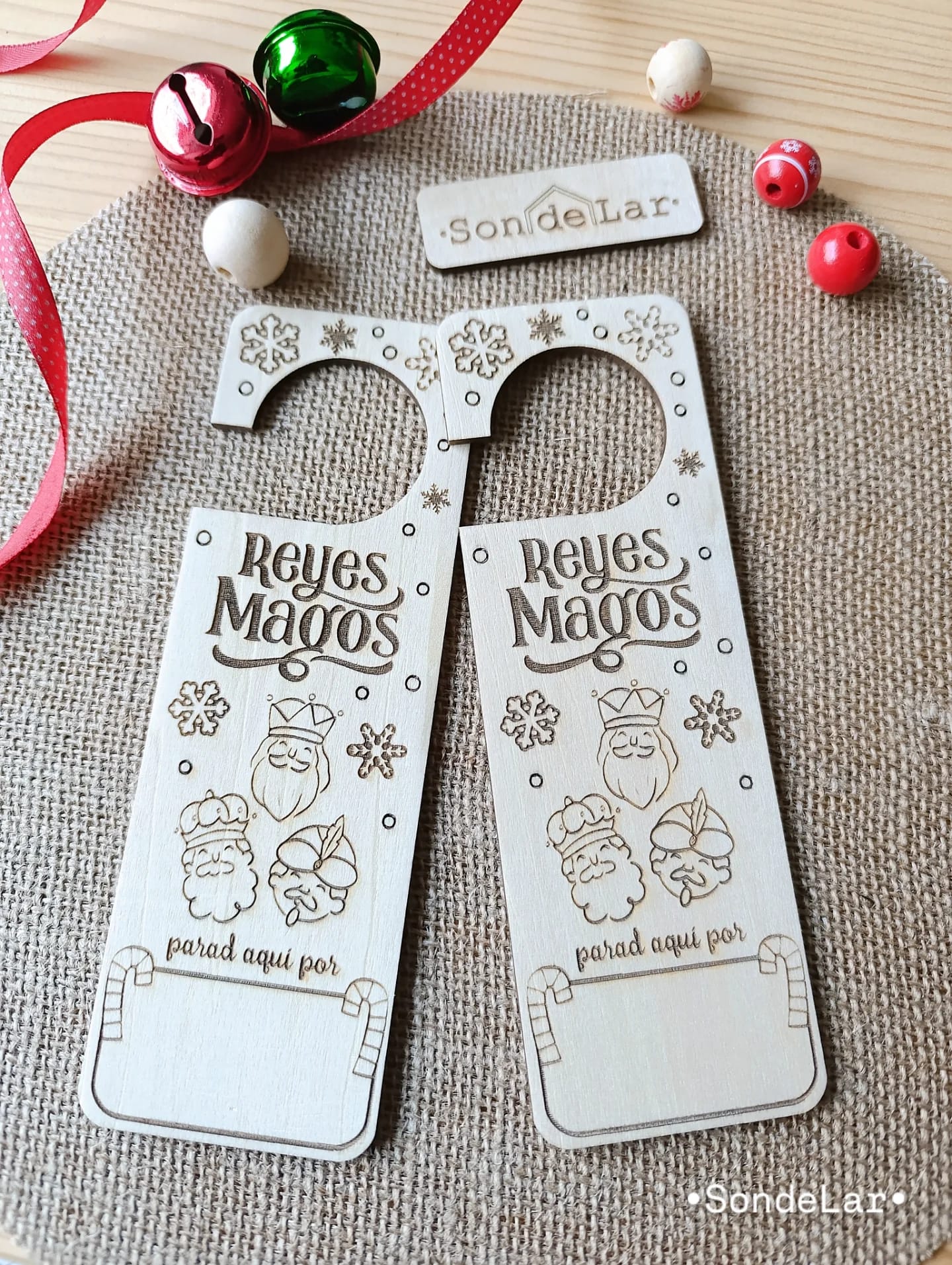 <strong>• Colgador Puerta “Reyes Magos, parad aquí por...” •</strong> - Imagen 3